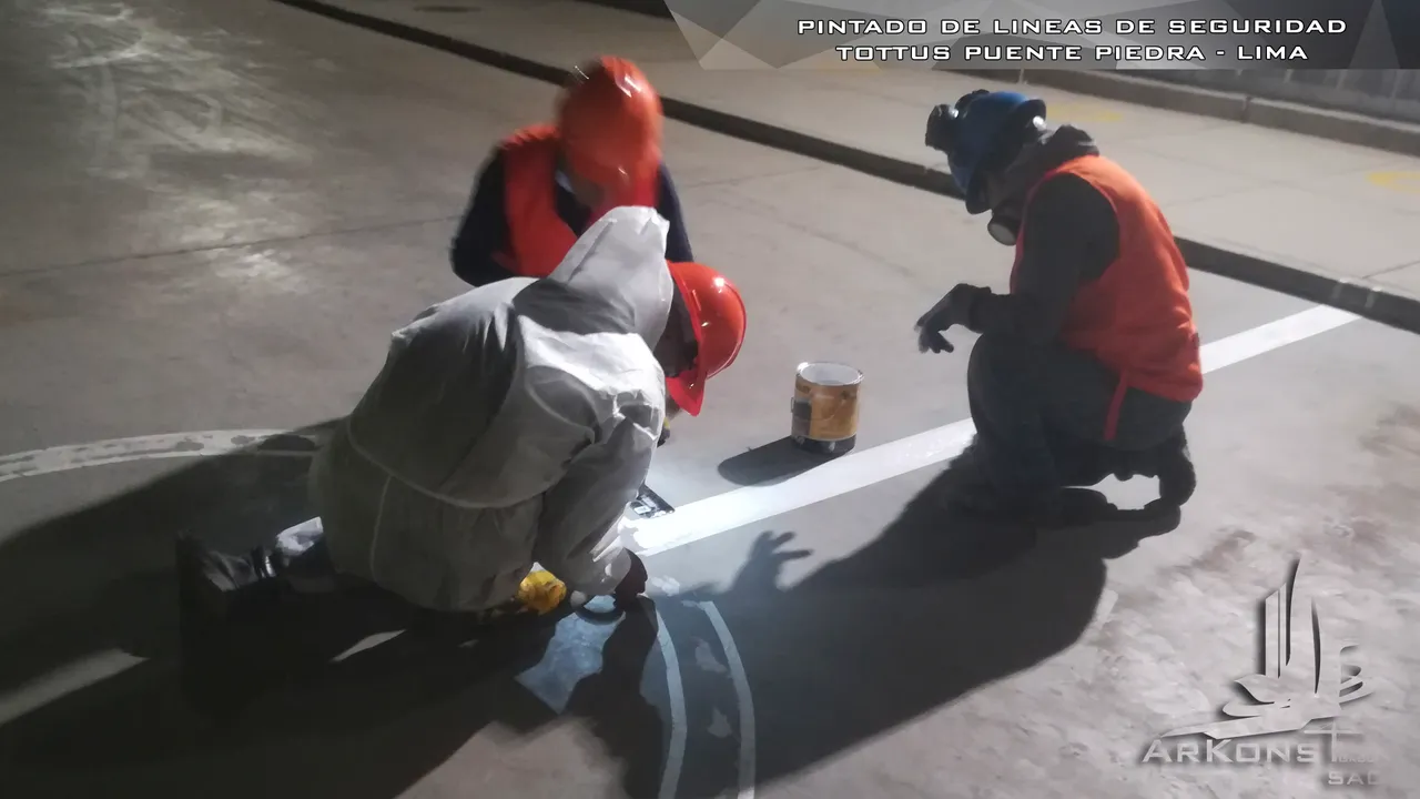 p34-pintado-lineas-seguridad-tottus